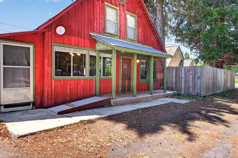 270 Bridge St, Chester, CA 96020