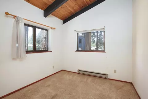 Bedroom - 162 Pineleaf Dr, Meadow Valley, CA 95956 photo 3 of 3