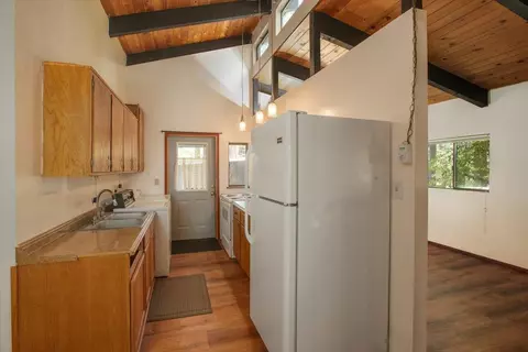 Kitchen - 162 Pineleaf Dr, Meadow Valley, CA 95956 photo 3 of 3