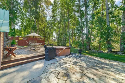 Exterior - 351 Feather River Dr, Chester, CA 96020 photo 16 of 19