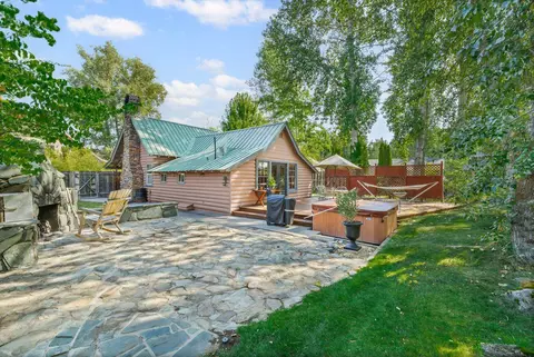 Exterior - 351 Feather River Dr, Chester, CA 96020 photo 13 of 19