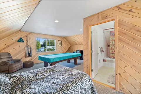 Bedroom - 351 Feather River Dr, Chester, CA 96020 photo 3 of 3