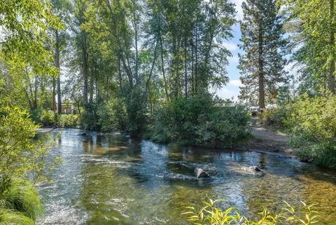 View/Area - 351 Feather River Dr, Chester, CA 96020 photo 3 of 8
