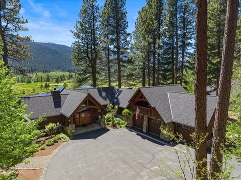60 Quail View Cir #II, Clio, CA 96106