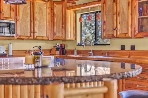 Kitchen - 740-935 Sugarloaf Rd, Doyle, CA 96109 photo 1 of 5