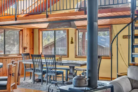 Dining - 740-935 Sugarloaf Rd, Doyle, CA 96109 photo 2 of 2