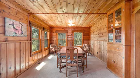 Dining - 57707 Jackson View Dr, Blairsden Graeagle, CA 96103 photo 2 of 3