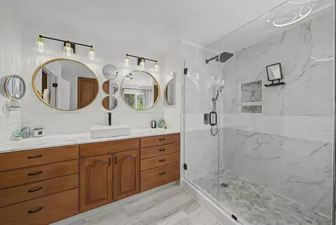 Bath - 67 Silver Sage Trl, Clio, CA 96106 photo 4 of 5
