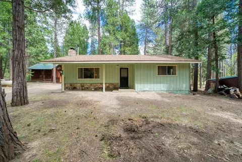 58374 Gill Ranch Rd, Cromberg, CA 96103
