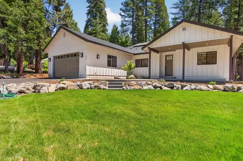 920 Long Iron Dr, Lake Almanor West, CA 96020