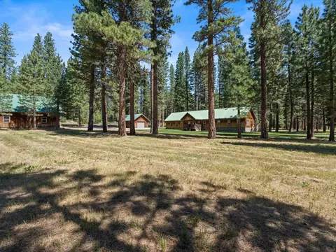 97 Main St, Calpine, CA 96124 photo 7
