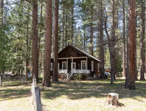 206 Main St, Calpine, CA 96124