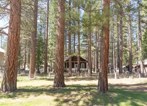Exterior - 206 Main St, Calpine, CA 96124 photo 3 of 6