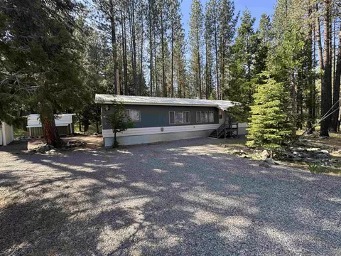 4 Shasta Trl, Graeagle, CA 96103