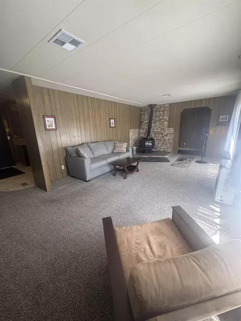 Living - 4 Shasta Trl, Graeagle, CA 96103 photo 1 of 2