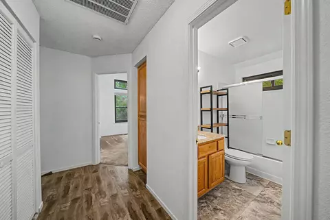 Entry Way - 252 Tamarack Ct, Blairsden, CA 96103 photo 3 of 4