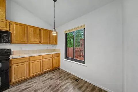 Kitchen - 252 Tamarack Ct, Blairsden, CA 96103 photo 1 of 5