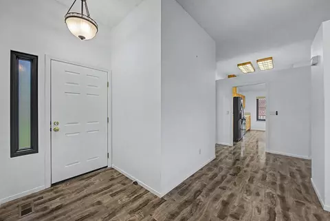 Entry Way - 252 Tamarack Ct, Blairsden, CA 96103 photo 2 of 4