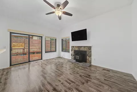 Living - 252 Tamarack Ct, Blairsden, CA 96103 photo 1 of 11