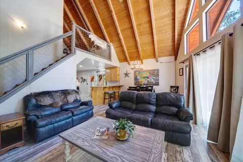 Living - 74 Tolowa Trl, Graeagle, CA 96103 photo 3 of 5