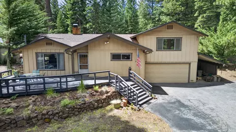 927 Peninsula Dr #3, Lake Almanor, CA 96137