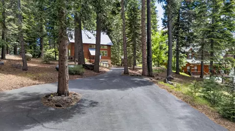 808 Lake Ridge Rd #2, Lake Almanor, CA 96137