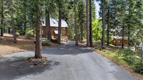 808 Lake Ridge Rd #2, Lake Almanor, CA 96137