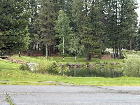 49 Durkin Dr, Lake Almanor, CA 96137