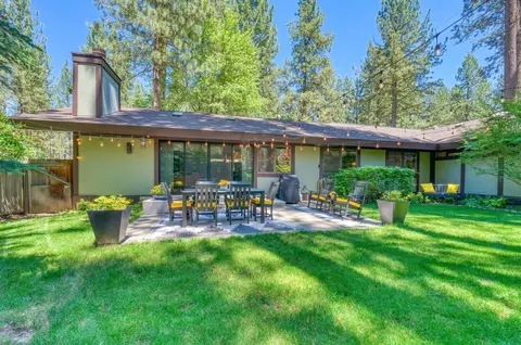 Exterior - 24 Graeagle Meadows Rd, Graeagle, CA 96103 photo 7 of 16