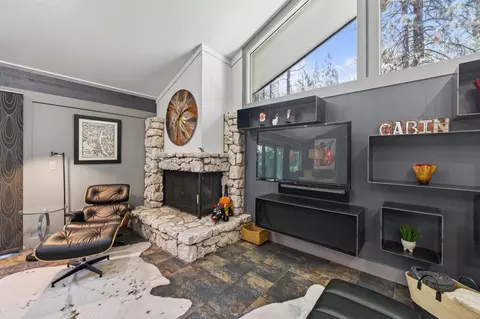 Living - 24 Graeagle Meadows Rd, Graeagle, CA 96103 photo 3 of 6