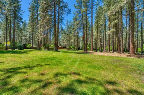 Exterior - 24 Graeagle Meadows Rd, Graeagle, CA 96103 photo 13 of 16
