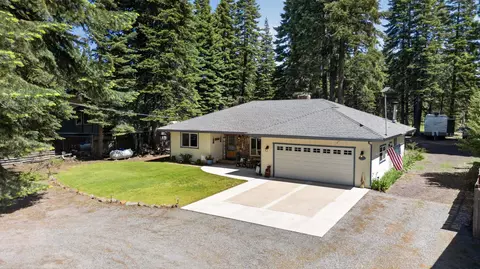 3549 Hill Crest Dr, Lake Almanor, CA 96137