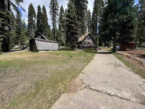 1226 Lassen View Dr, Westwood, CA 96137
