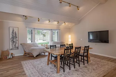 Dining - 61 Tolowa Trl, Graeagle, CA 96103 photo 3 of 3