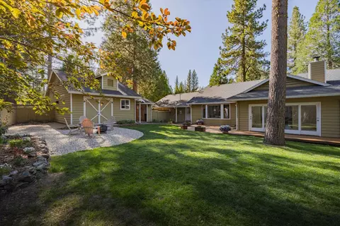 Exterior - 61 Tolowa Trl, Graeagle, CA 96103 photo 6 of 10
