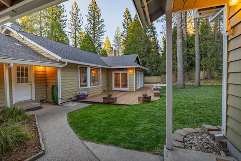 Exterior - 61 Tolowa Trl, Graeagle, CA 96103 photo 5 of 10