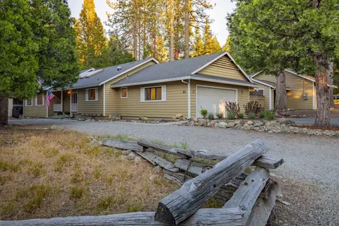 Exterior - 61 Tolowa Trl, Graeagle, CA 96103 photo 1 of 10