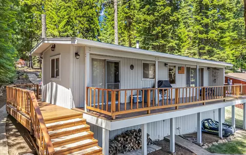 206 Peninsula Dr, Lake Almanor, CA 96137