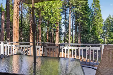 Exterior - 720 E Mountain Ridge Rd, Lake Almanor, CA 96137 photo 7 of 11