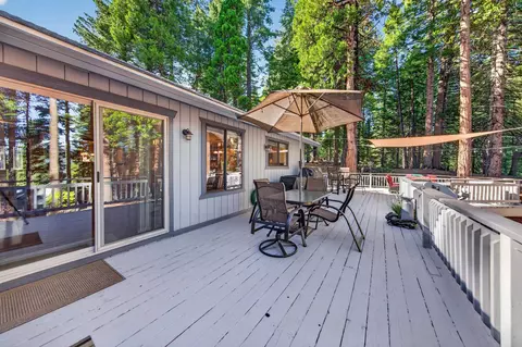 Exterior - 720 E Mountain Ridge Rd, Lake Almanor, CA 96137 photo 5 of 11