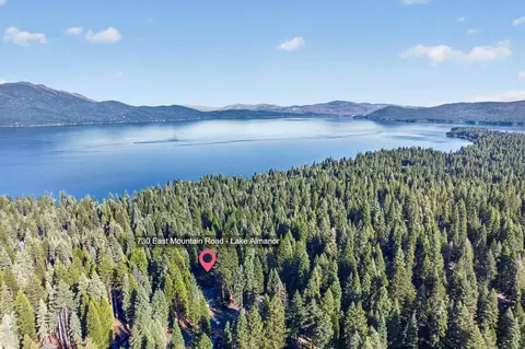 View/Area - 720 E Mountain Ridge Rd, Lake Almanor, CA 96137 photo 3 of 6