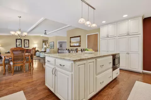 Kitchen - 720 E Mountain Ridge Rd, Lake Almanor, CA 96137 photo 4 of 4