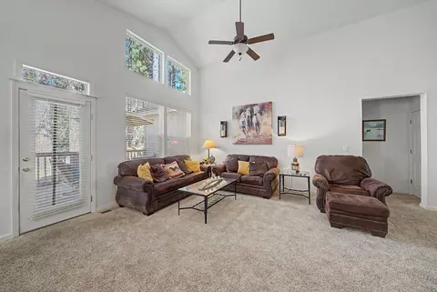 Living - 38 Oak Ct, Blairsden, CA 96103 photo 2 of 4