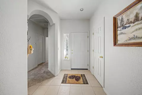 Entry Way - 38 Oak Ct, Blairsden, CA 96103 photo 1 of 3