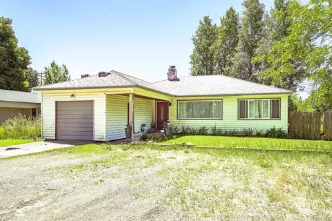470 Riverside Ave, Chester, CA 96020