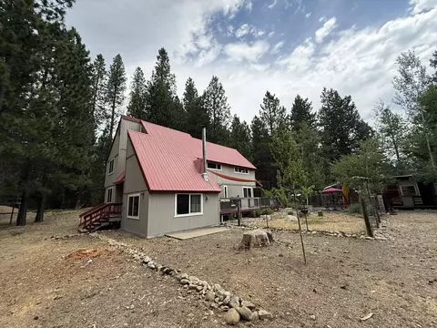 636 Pineleaf Dr, Meadow Valley, CA 95956