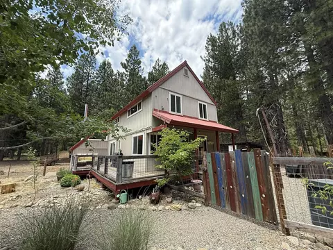 Exterior - 636 Pineleaf Dr, Meadow Valley, CA 95956 photo 7 of 16