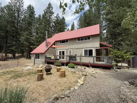 Exterior - 636 Pineleaf Dr, Meadow Valley, CA 95956 photo 6 of 16