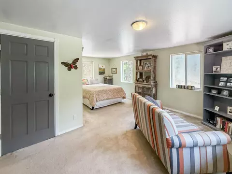 Bedroom - 636 Pineleaf Dr, Meadow Valley, CA 95956 photo 2 of 5