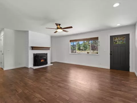 708 Roundup Dr, Loyalton, CA 96118 photo 5